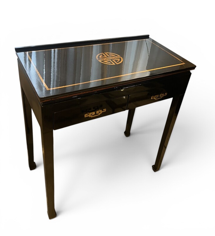 F 968 YD chinese lacquered console/desk 