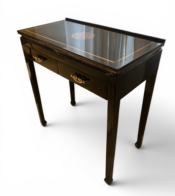 F 968 YD chinese lacquered console/desk 