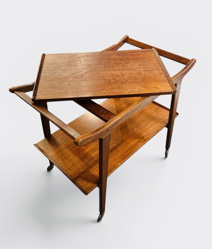 F 970 AG Teak serving trolley removable tray by Louis Van Teffelen for Webe 1960’s
