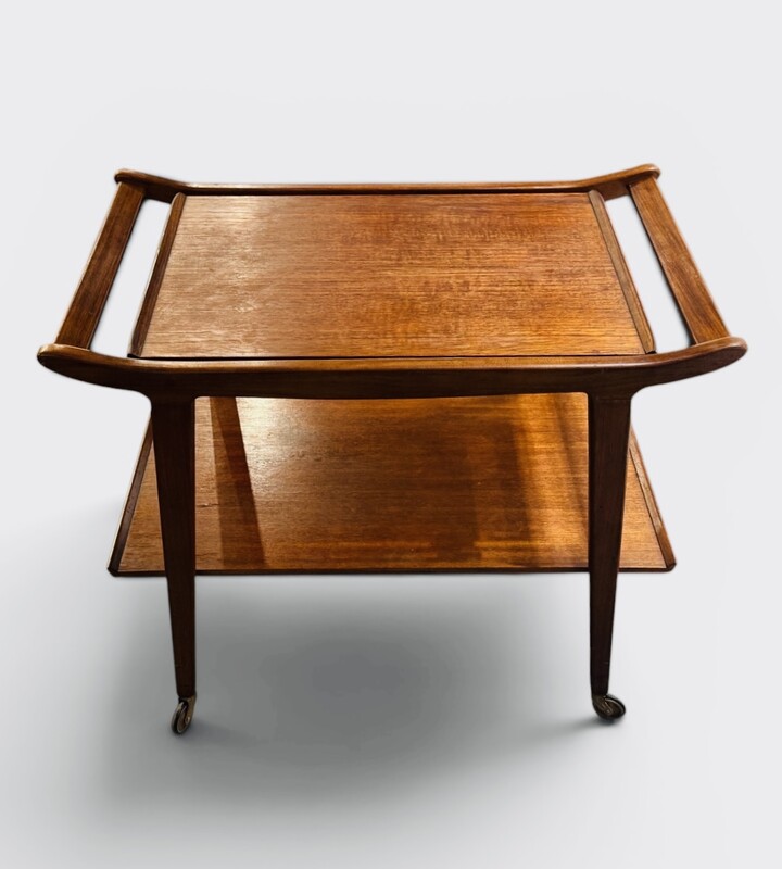 F 970 AG Teak serving trolley removable tray by Louis Van Teffelen for Webe 1960’s