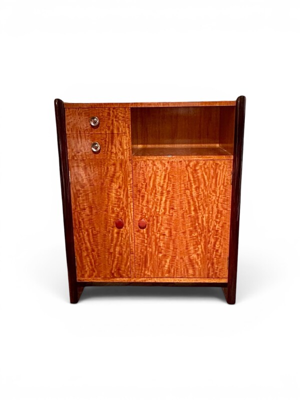 F 972 AS Art Deco chest of drawers, UK 1930, Madrona burl, boxwood and Bakelite, totally restored 