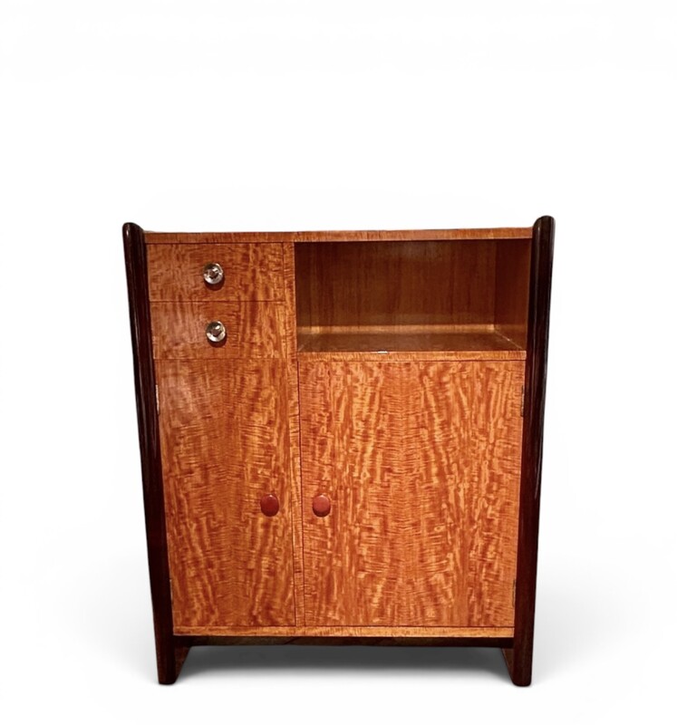 F 972 AS Art Deco chest of drawers, UK 1930, Madrona burl, boxwood and Bakelite, totally restored 