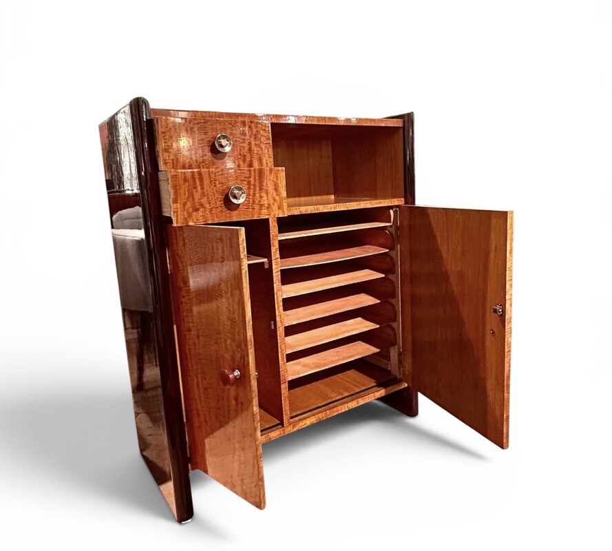 F 972 AS Art Deco chest of drawers, UK 1930, Madrona burl, boxwood and Bakelite, totally restored 