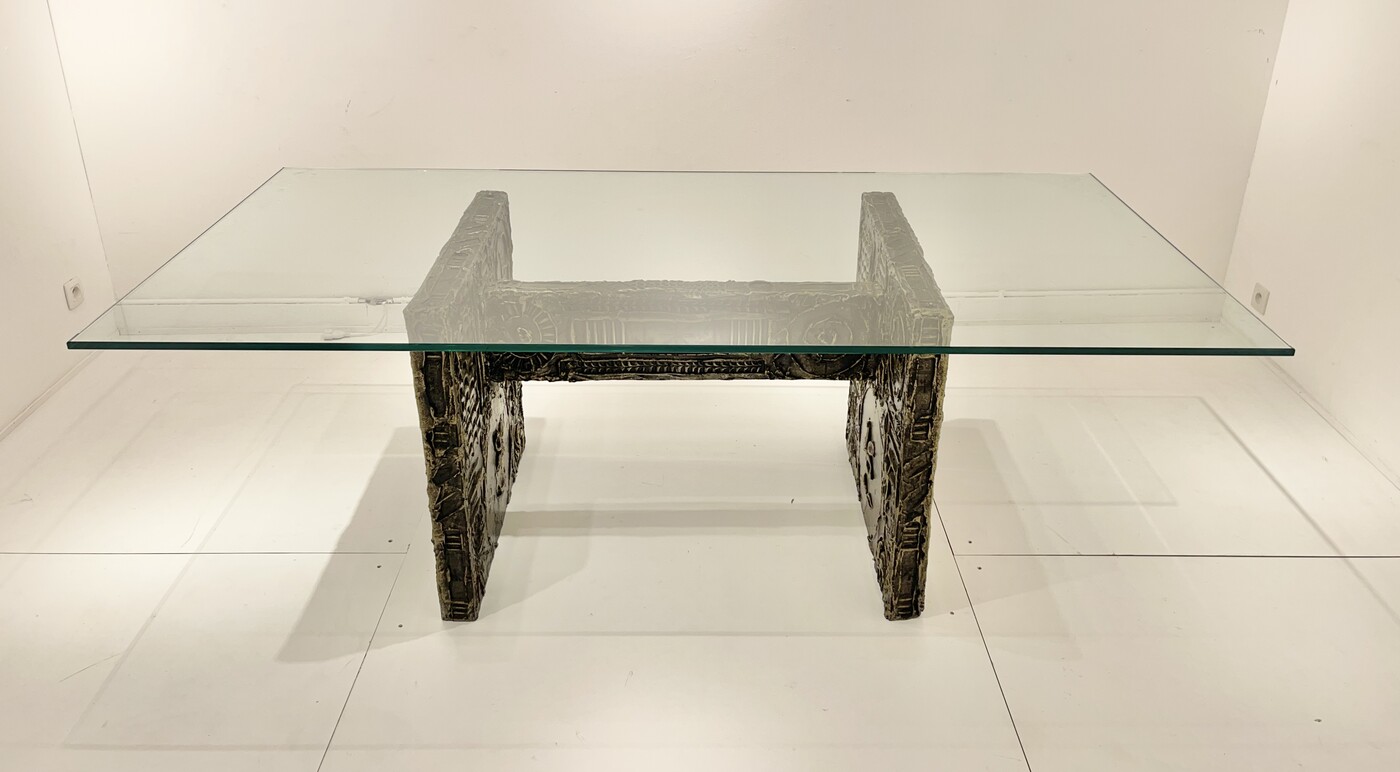 F 975 AV Brutalist dining table by Adrian Pearsall