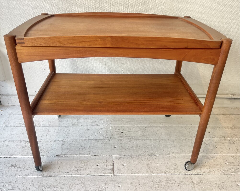 F 977 SC scandinavian trolley in teak, 1960’s