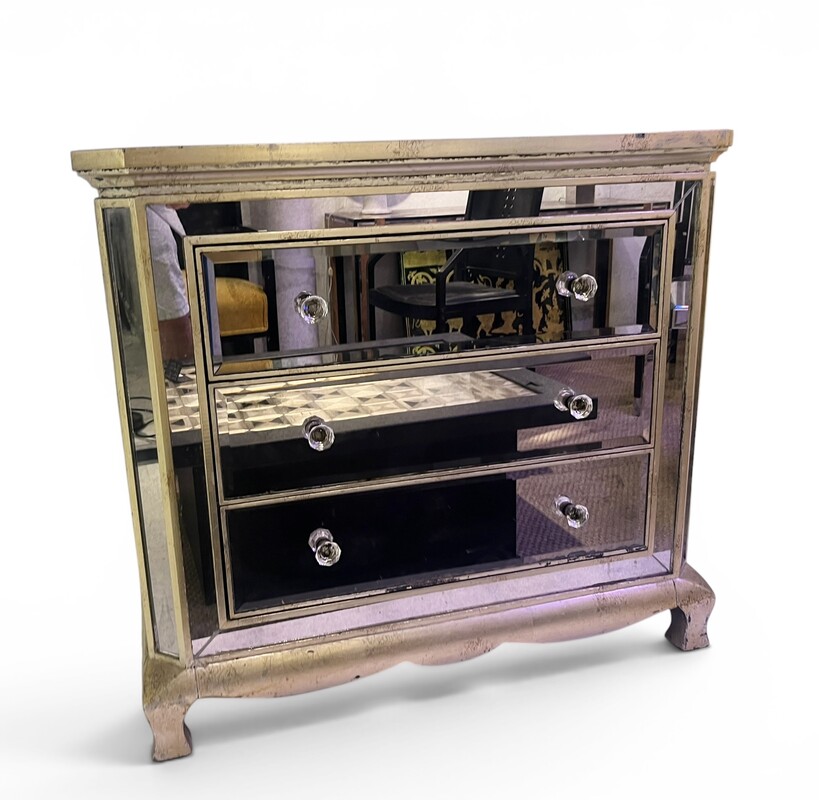 F 984 YD chest of drawers with mirros