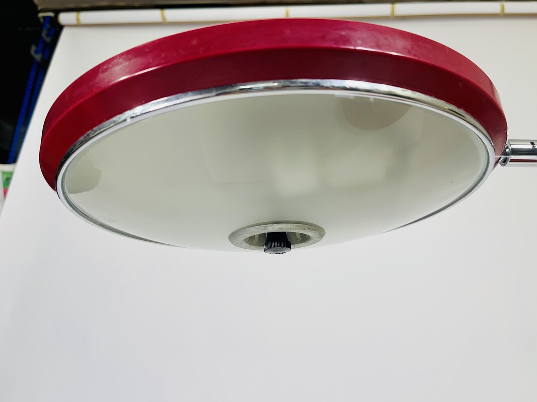 L 006 AG Red Vintage President Desk Lamp by Luis Perez De La Oliva for Fase