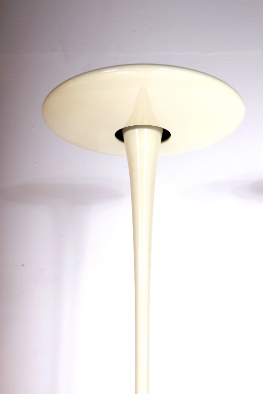 L 018 AG Pair of floor lamps by Marc Newson editon flos modele helice 1993