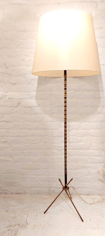 L 087 JC Arrows and faux bamboo Brass Floor lamp France 1950s