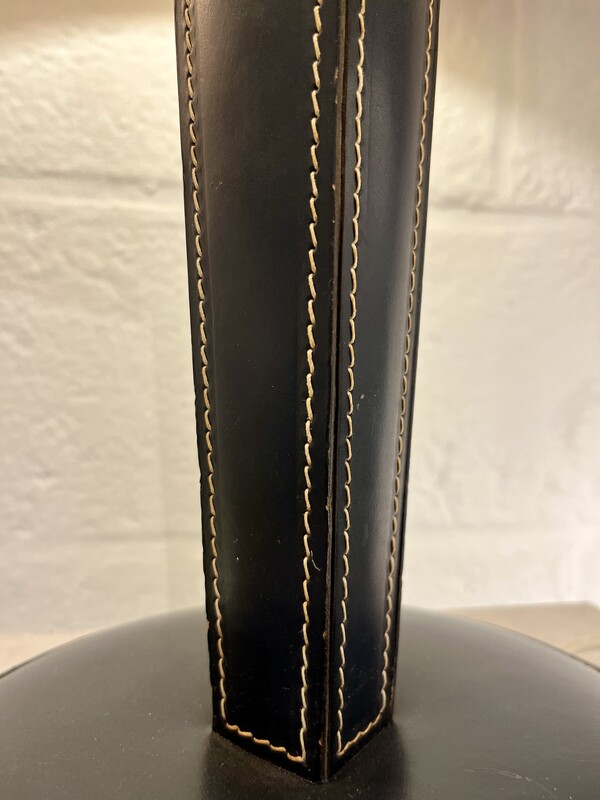 L 143 JC british green leather table tamp 