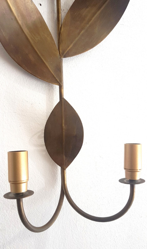 L 169 JC Large wall lamp in brass and tin in the manner of Maison Charles 1970