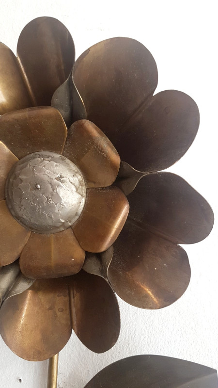 L 169 JC Large wall lamp in brass and tin in the manner of Maison Charles 1970