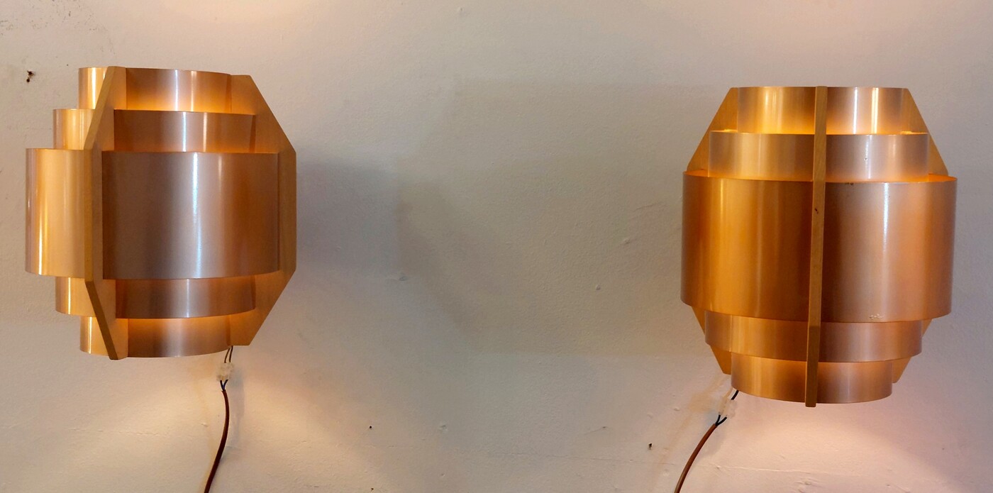 L 179 JC Large pair of slated wall lamps by HA Jakobsson