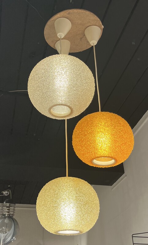 L 276 AG set of 3 perspex suspensions 