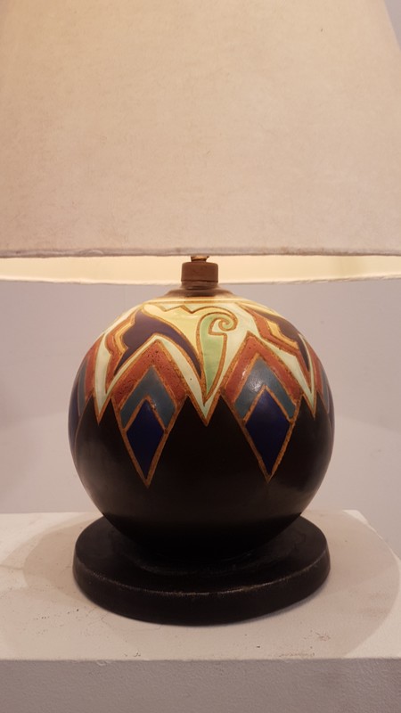 L 420 JC Art Deco ceramic ball lamp Ca 1930