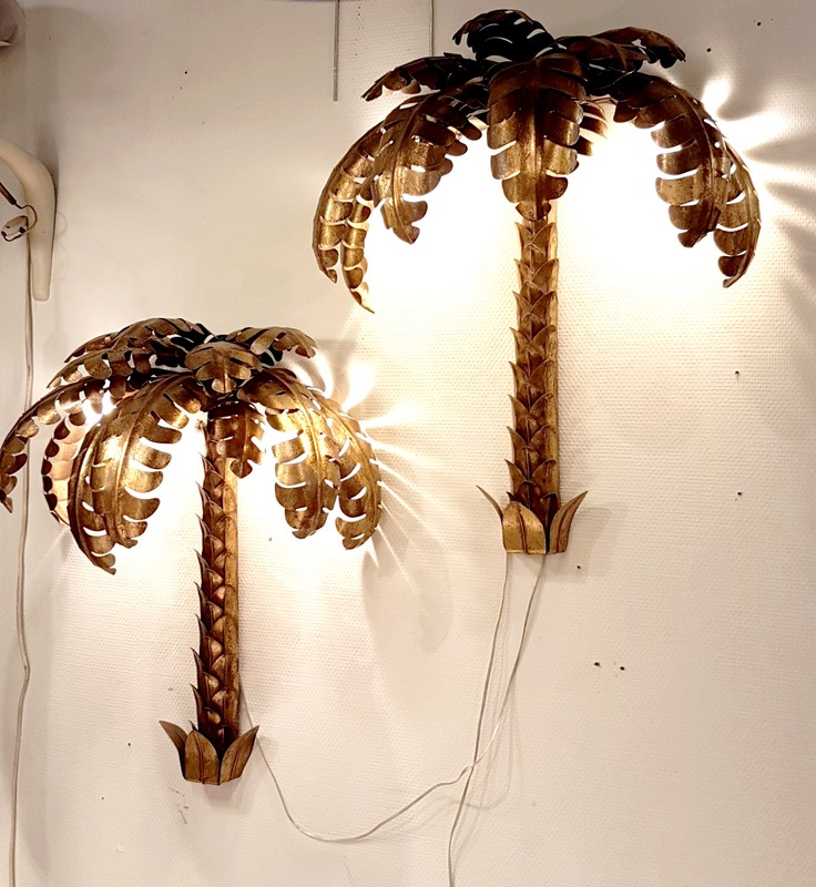 L 444 AG Pair gilt metal palmtree wall lamps