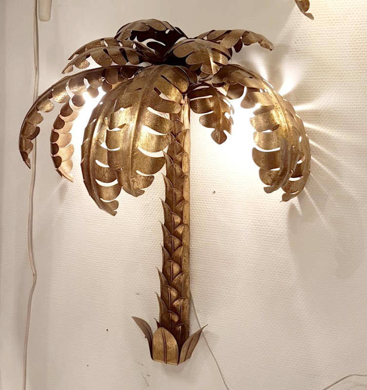L 444 AG Pair gilt metal palmtree wall lamps