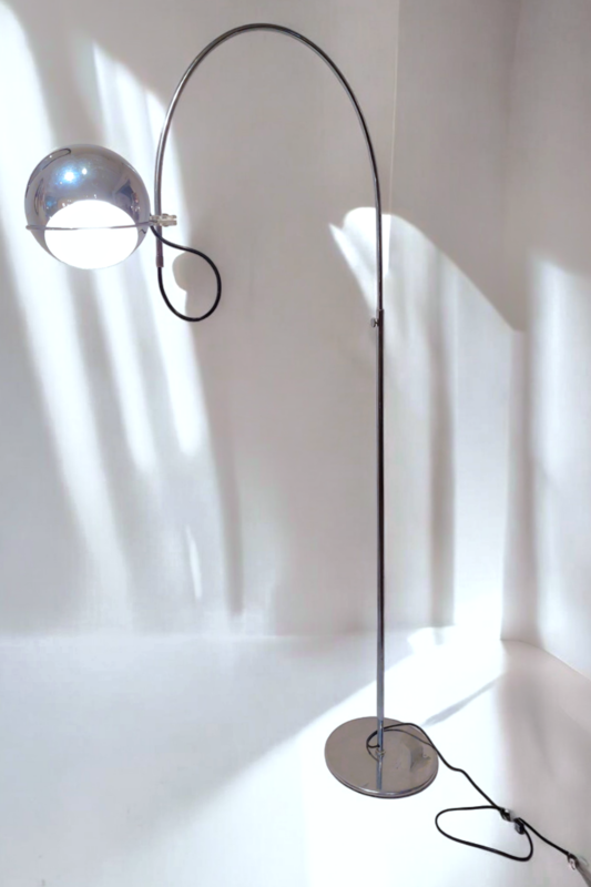 L 464 JC Space age chrome floor lamp Italy 1970s 