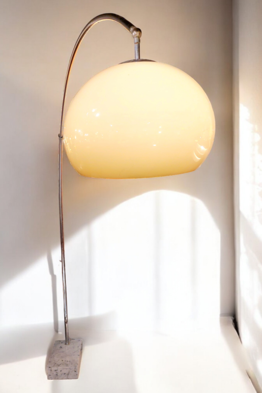 L 468 JC Space age floorlamp type arco, marble base, 1970s 