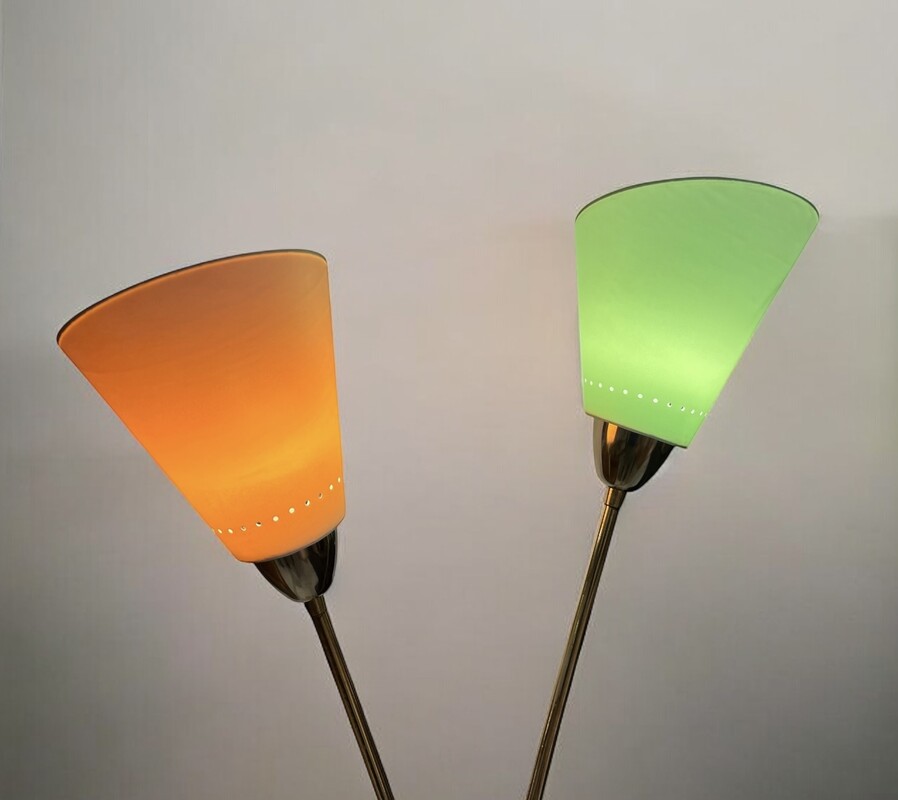 L 485 JD/RC Midcentury floor lamp from the 50’s with yellow porcelain base 
