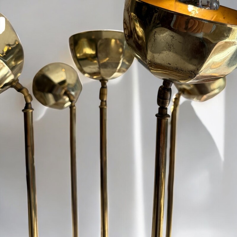 L 520 AG Rare Lamp Floor in brass and directional lighting 1970’s