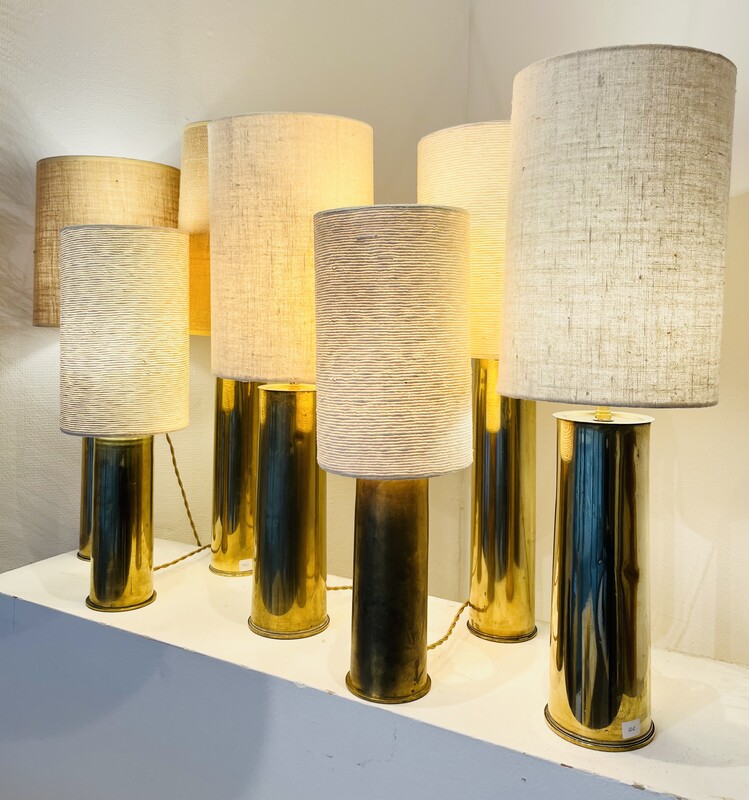 L 560 CY set of brass lamps