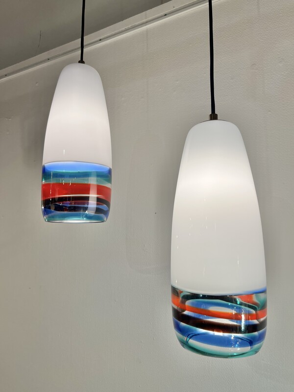 L 562 MH pair of Massimo Vignelli suspensions for Venini, 1955