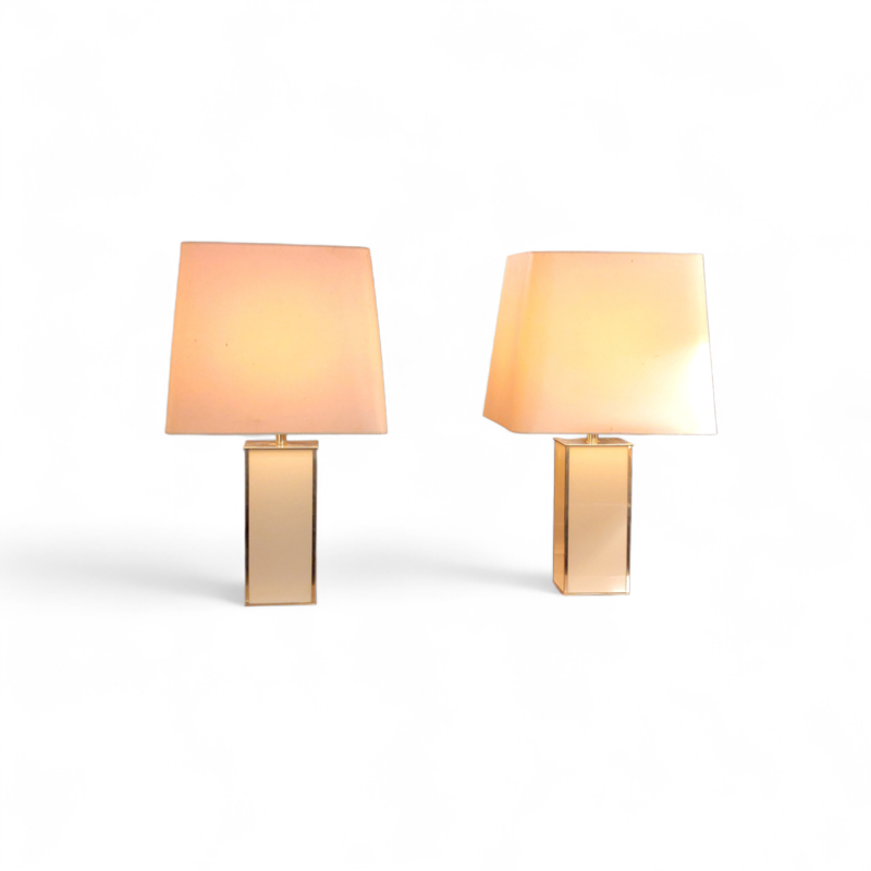 L 577 JC Pair giltbrass and resine lamps in the manner of Mahey 1980s