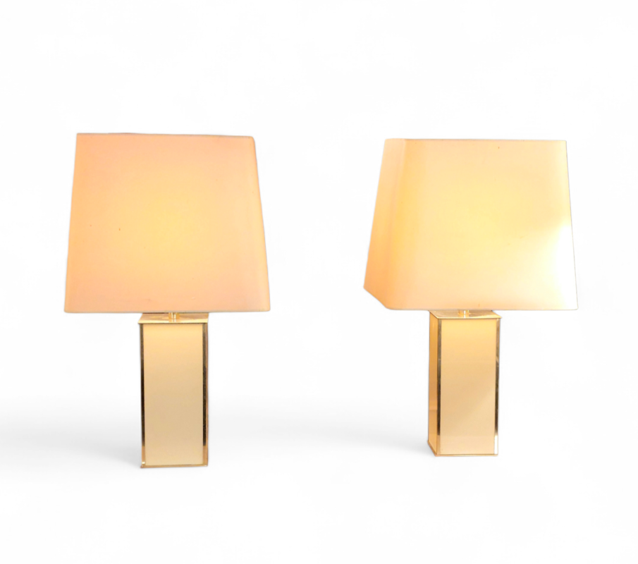 L 577 JC Pair giltbrass and resine lamps in the manner of Mahey 1980s