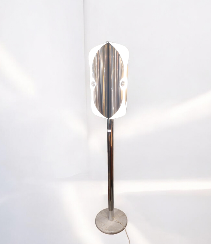 L 589 JC Space age chrome floorlamp by Reggiani 1970s