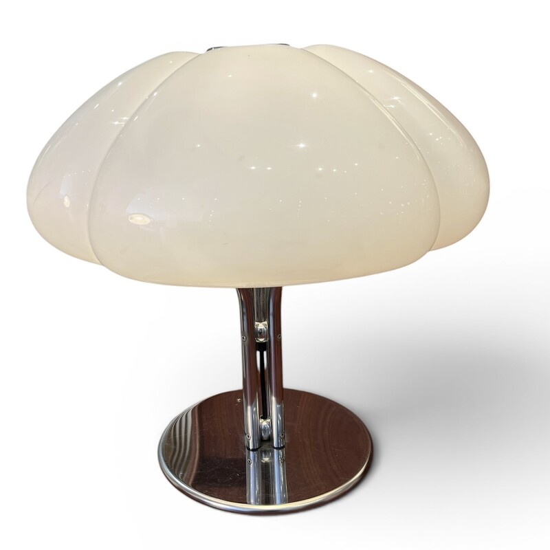 L 655 JC Space age table lamp by Gae Aulenti and Luigi Massoni for Guzzini 1970s