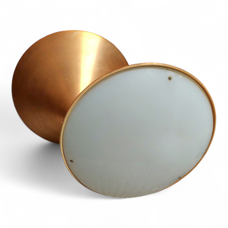 L 660 JC Butterfly scone by Maija Liisa Komulainen for Raak Amsterdam.