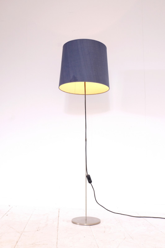L 72 JC Vintage design floor lamp brushed steel and silk shade Ca 1980