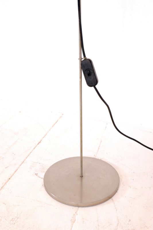 L 72 JC Vintage design floor lamp brushed steel and silk shade Ca 1980