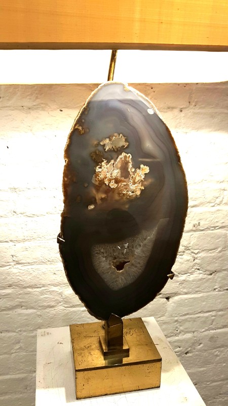 L 800 JC Importante lampe laiton doré et agate par Willy Daro