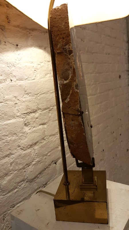 L 800 JC Importante lampe laiton doré et agate par Willy Daro