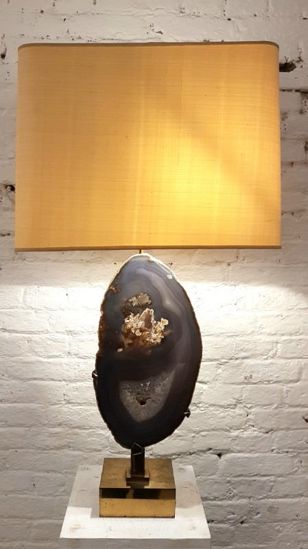 L 800 JC Importante lampe laiton doré et agate par Willy Daro