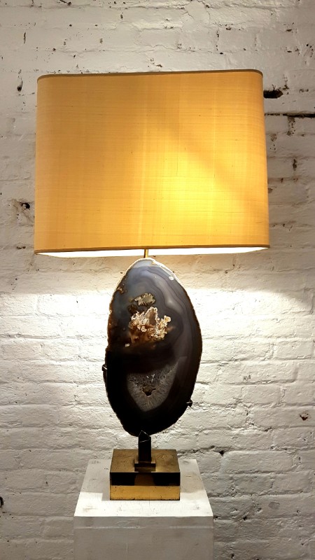 L 800 JC Importante lampe laiton doré et agate par Willy Daro