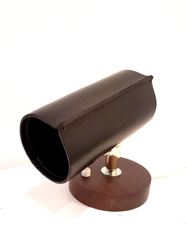 L 96 JC Wrapped leather table lamp attrib. J. Adnet