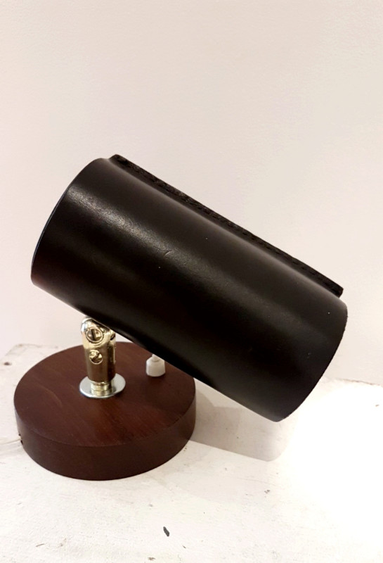 L 96 JC Wrapped leather table lamp attrib. J. Adnet
