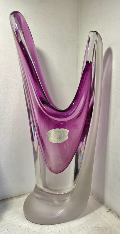 M 015 AP midcentury purple vase by Val-Saint-Lambert, Belgium