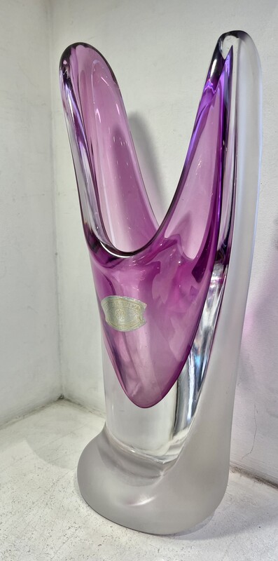 M 015 AP midcentury purple vase by Val-Saint-Lambert, Belgium