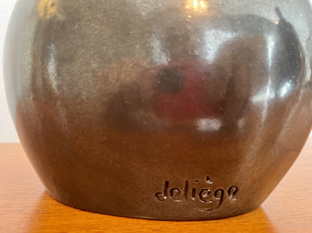 M 030 AG George Deliege ceramic vase