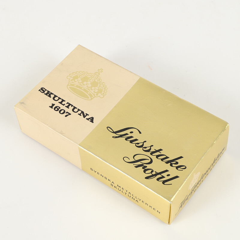 M 057 JC Pair solid brass table candel holders by Pierre Forssell Sweden