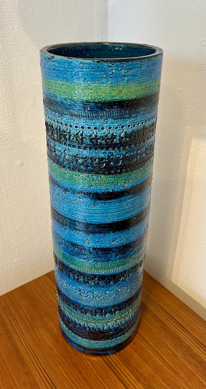 M 072 JC Large blue ceramic vase by Aldo Londi for Bitossi, Rimini, Italy 1960’s