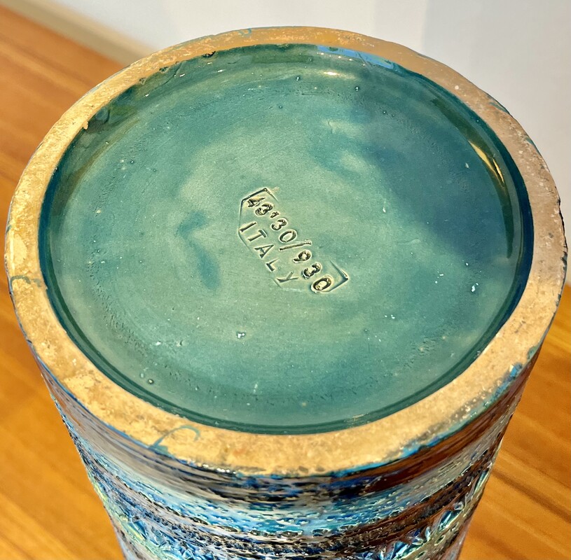 M 072 JC Large blue ceramic vase by Aldo Londi for Bitossi, Rimini, Italy 1960’s