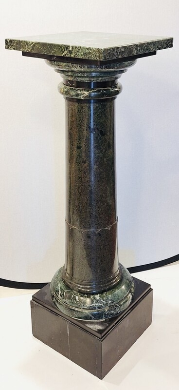 M 094 AG black and green marble column