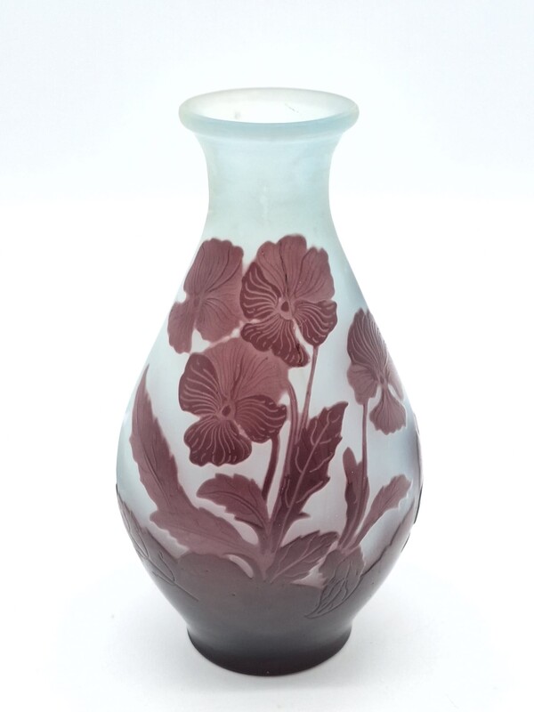 M 096 APO Art nouveau vase signed Gallé