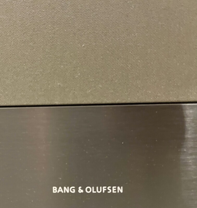 M 097 JFC Bang and Olufsen Beovision 5 plasma television 