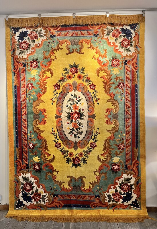 M 121 JFC Large floral chinese carpet 